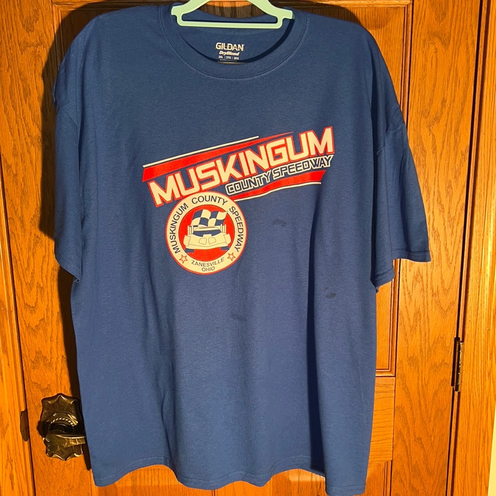 Like new Muskingum County Speedway Tee